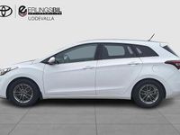 Begagnad Hyundai i30 Comfort 135 HK (99 kW) 2016 Vit Kombi