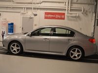 Begagnad Subaru Legacy 150 HK (110 kW) 2011 Sedan