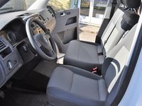 begagnad VW Caravelle 9-sits Långa modellen 140HK Comfortline