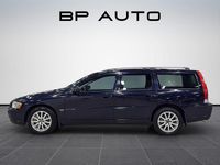 Begagnad Volvo V70 Momentum 209 HK (153 kW) 2004 Blå Kombi