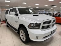 begagnad Dodge Ram Crew Cab 5.7 V8 HEMI 4x4 Kåpa