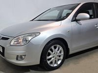 Begagnad Hyundai i30 116 HK (85 kW) 2008 Silver