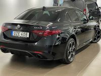 begagnad Alfa Romeo Giulia Veloce Plus 2.0 Turbo 280hk AT8 AWD MY22 -L