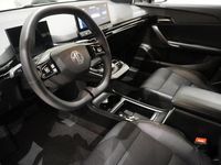 Begagnad MG MG4 EV Luxury 150 kW (204 HK) 2022 Dover white Halvkombi