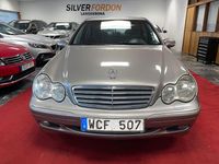 Begagnad Mercedes C180 143 HK (105 kW) 2004 Silver Sedan