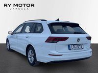 Begagnad VW Golf VIII IQ Drive 131 HK (96 kW) 2022 Vit Kombi