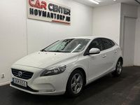 Begagnad Volvo V40 Kinetic 120 HK (88 kW) 2014 Vit Halvkombi