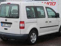 Begagnad VW Caddy 75 HK (55 kW) 2004 Vit Minibuss