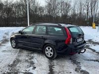Begagnad Volvo V50 Momentum 116 HK (85 kW) 2011 Svart Kombi