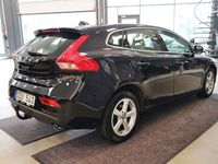 begagnad Volvo V40 D3 Summum | Drag | Keyless | Värmare | Skinn