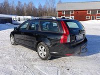 Begagnad Volvo V50 Momentum 116 HK (85 kW) 2011 Svart Kombi