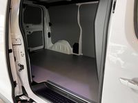 begagnad Citroën Jumpy Van 2.0 BlueHDi L2H1 144hk Bussines Premium