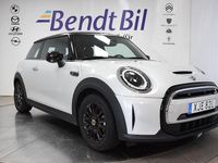 Begagnad Mini Cooper SE Essential 135 kW (184 HK) 2022 Silver Halvkombi