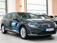 begagnad VW Passat GTE Executive B-Kamera Carplay 218hk