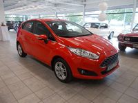Begagnad Ford Fiesta Titanium 81 HK (59 kW) 2014 Röd (colorado red) Halvkombi