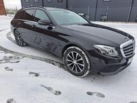 Begagnad Mercedes E220 194 HK (142 kW) 2017