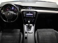 begagnad VW Passat 2.0 TDI 4Motion R-Line Executive 190 HK