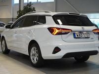 Begagnad MG MG5 EV 114 kW (156 HK) 2022 Dover white Kombi