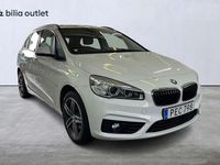 begagnad BMW 220 d xDrive Tourer Sport line HiFi B-kam Head-Up 190hk