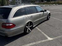 Begagnad Mercedes E320 Avantgarde 224 HK (164 kW) 2007 Silver Kombi