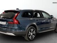 Begagnad Volvo V90 CC Momentum 197 HK (144 kW) 2021 Blå Kombi