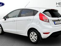 Begagnad Ford Fiesta 75 HK (55 kW) 2014 Vit Halvkombi