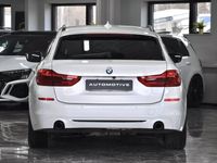 begagnad BMW 520 d xDrive Touring 190hk Navi B-kamera Drag Sport line