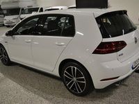 Begagnad VW Golf VIII Sport 150 HK (110 kW) 2020 Vit Halvkombi
