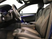 begagnad BMW 520 d xDrive Sedan M sport Drag Värmare Comf access