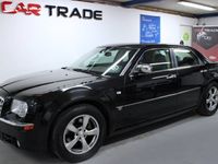 begagnad Chrysler 300C 2.7 V6 NYBESIKTAD AUTOMAT SKINN 2 ÄGARE 193HK