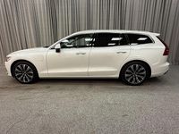Begagnad Volvo V60 253 HK (186 kW) 2022 Vit Kombi