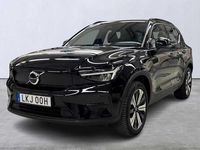 Begagnad Volvo XC40 Core 185 kW (252 HK) 2022 Svart SUV