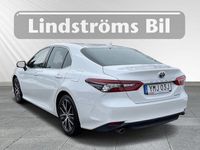 begagnad Toyota Camry Hybrid 2,5 EXECUTIVE PREMIUMPAKET 2023, Sedan