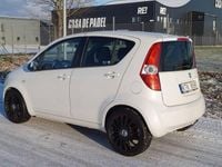 Begagnad Suzuki Splash 66 HK (48 kW) 2011 Vit Halvkombi