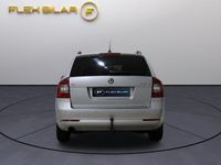 begagnad Skoda Octavia Kombi 1.6 TDI Automat Drag Värmare