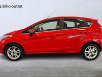 Begagnad Ford Fiesta Titanium 101 HK (74 kW) 2016 Röd Halvkombi