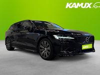 Begagnad Volvo V60 455 HK (334 kW) 2022 Svart Kombi
