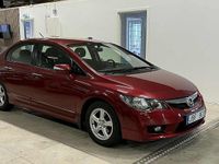 Begagnad Honda Civic Hybrid 116 HK (85 kW) 2009 Mörkröd Sedan