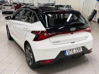 Begagnad Hyundai i20 Essential 101 HK (74 kW) 2022 Vit Halvkombi