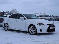 Begagnad Lexus IS300h 181 HK (133 kW) 2018 Vit Sedan
