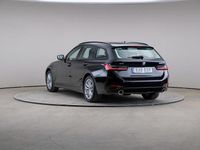 Begagnad BMW 330e 184 HK (135 kW) 2022 Svart Kombi