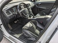 begagnad Volvo V60 D4 AWD Geartronic Momentum, R-Design Euro 5