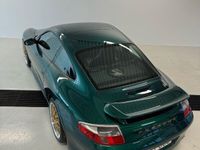 begagnad Porsche 996 I Rainforest Green I Gold Split Wheels