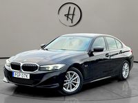 Begagnad BMW 330 292 HK (214 kW) 2023 Svart Sedan