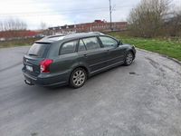 begagnad Toyota Avensis Kombi 2.0 D-4 VVT-i Euro 4