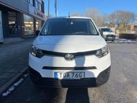 Begagnad Toyota Proace City City 102 HK (75 kW) 2021 Vit Minibuss