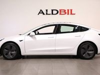 begagnad Tesla Model 3 Standard Range Plus 258hk RWD / Drag / Pano / Nav / Läder