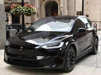 begagnad Tesla Model X PLAID 6sits FSD 22tum All Black FULLUTR 2023, SUV