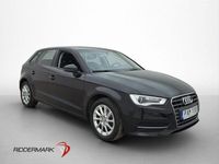 Begagnad Audi A3 Attraction 110 HK (80 kW) 2016 Svart