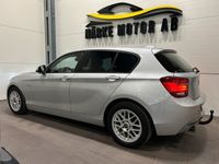 begagnad BMW 118 D xDrive Euro 5 Sport GPS Blåtand Keyless Dragkrok